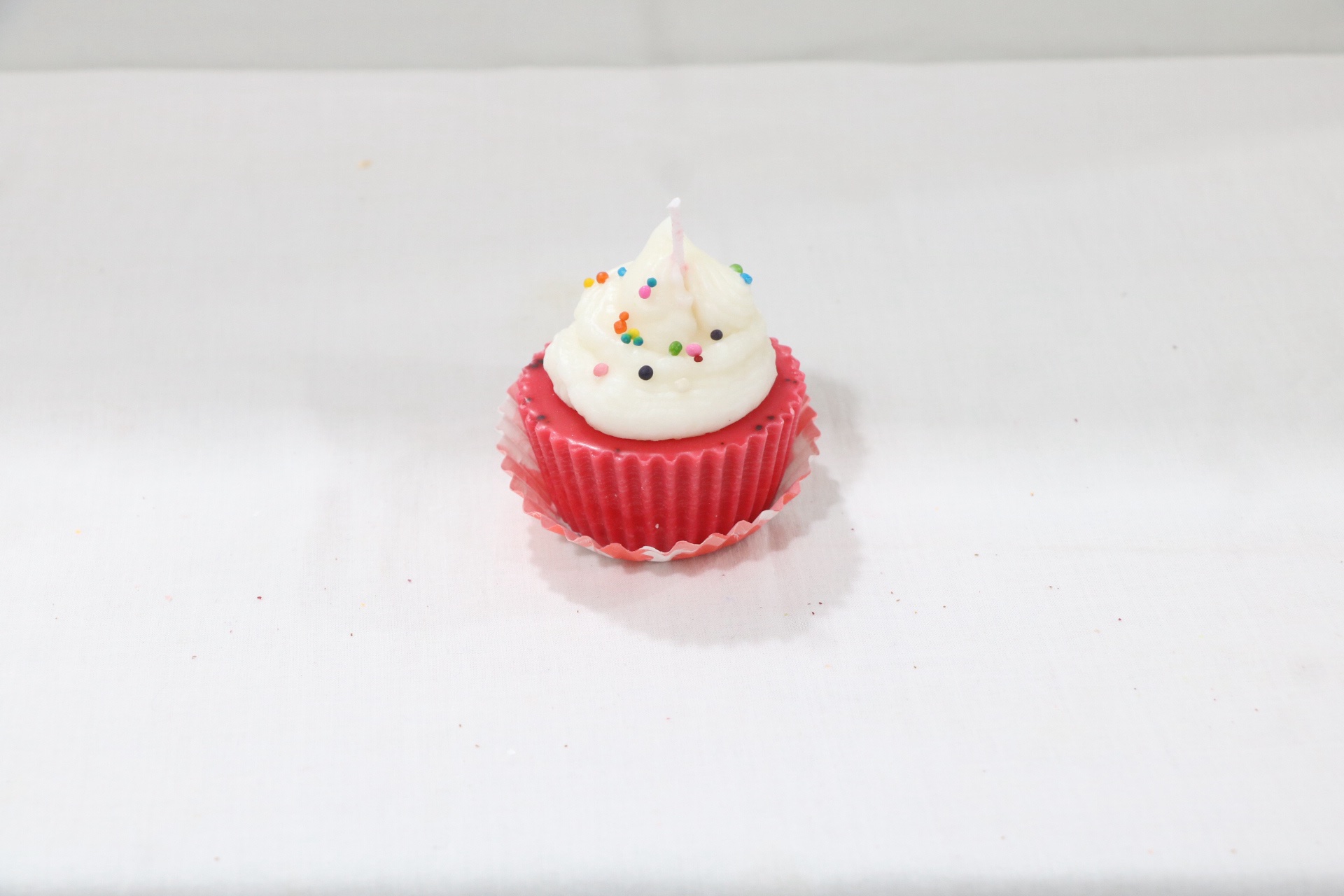 Pomegranate Cupcake Candle - Image 3